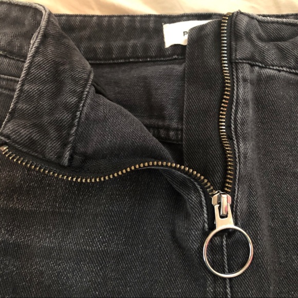 PacSun Black Raw Hem Zip Front Mini Skirt, 25 - Picture 6 of 8